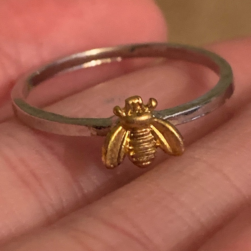 Bumblebee Ring
